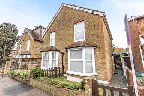 4 Rooksmead Road, Sunbury-on-thames, TW16 6PD