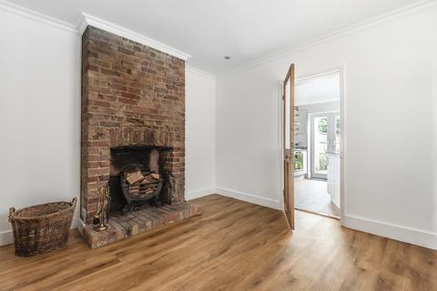 4 Rooksmead Road, Sunbury-on-thames, TW16 6PD