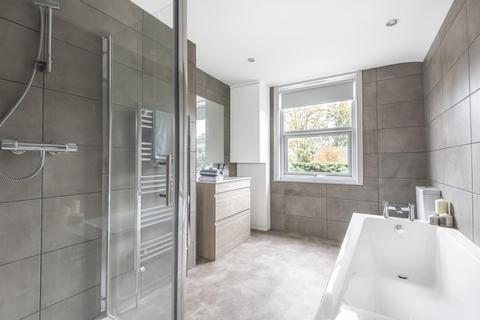 4 Rooksmead Road, Sunbury-on-thames, TW16 6PD