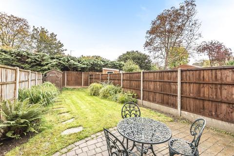4 Rooksmead Road, Sunbury-on-thames, TW16 6PD
