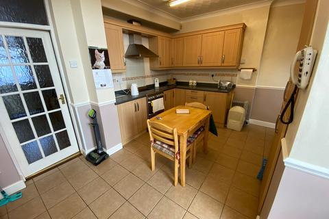 10 Fern Terrace, Tonypandy, CF40 2AL