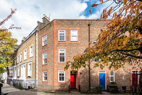 29 Fremont Street, London, E9 7NQ