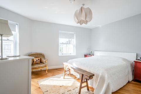 29 Fremont Street, London, E9 7NQ