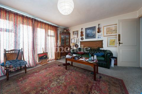 Flat 1, Larkswood Court The Avenue, London, E4 9SF