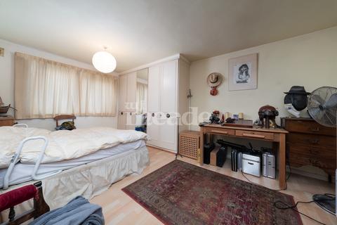 Flat 1, Larkswood Court The Avenue, London, E4 9SF