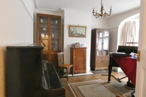 58 Main Road, Romford, RM1 3DB