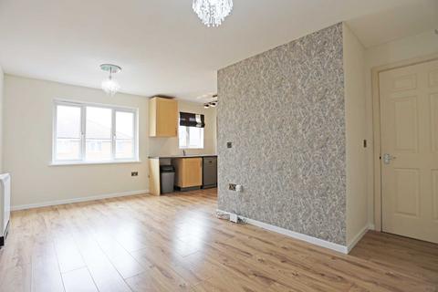 2 bedroom apartment for sale, Quarles Park Road, Chadwell Heath, RM6