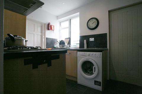3 bedroom end of terrace house for sale, Stanford Close, Romford, RM7