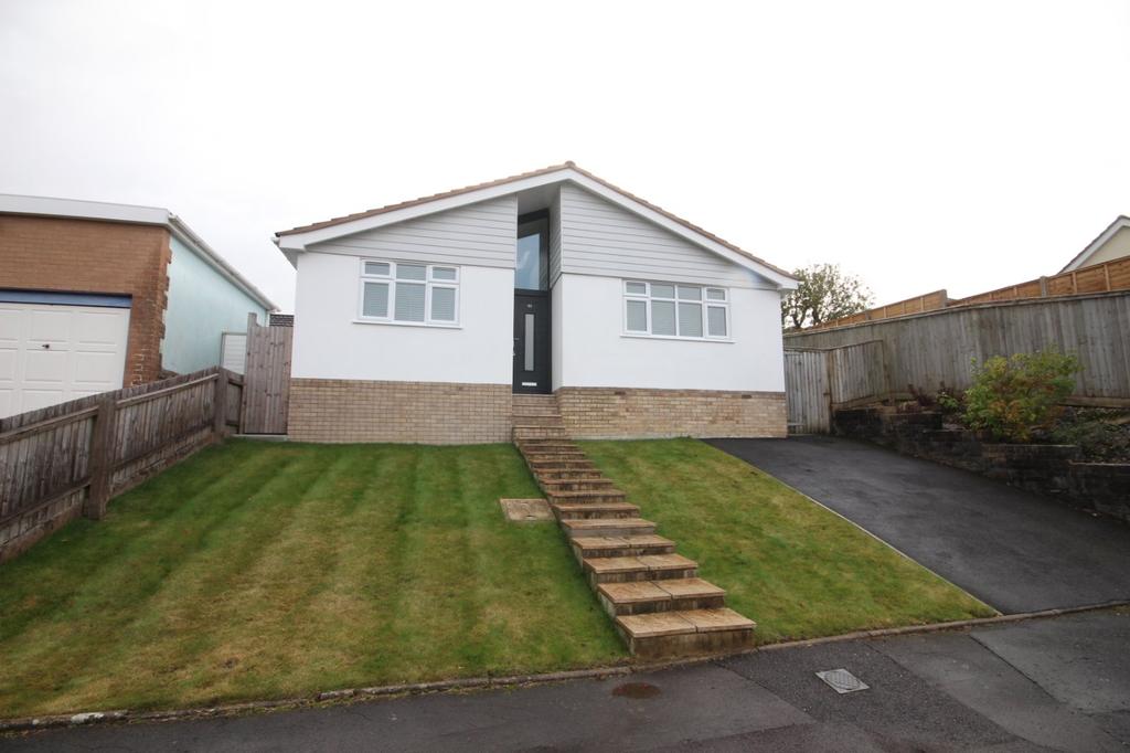 Way, Corfe Mullen, Wimborne, BH21 5 bed bungalow £489,950
