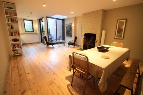 30 Gwilliam Street, Bristol, BS3 4LS