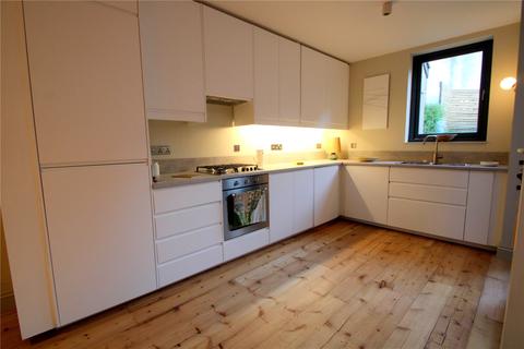 30 Gwilliam Street, Bristol, BS3 4LS