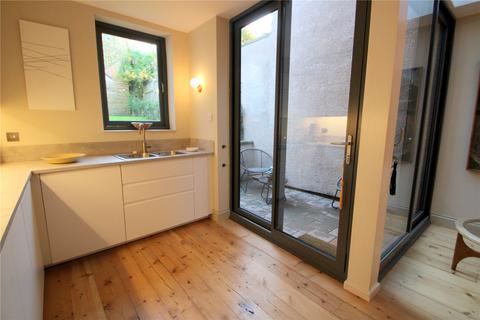 30 Gwilliam Street, Bristol, BS3 4LS