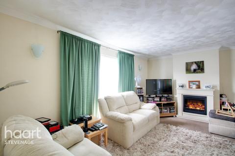 21 Austen Paths, Stevenage, SG2 0NJ