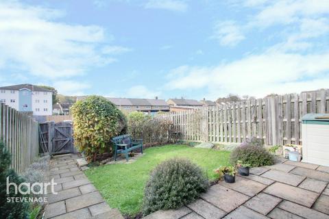 21 Austen Paths, Stevenage, SG2 0NJ