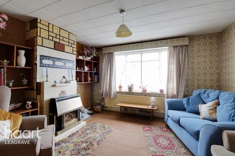 1 Cranbrook Drive, Luton, LU3 3EN