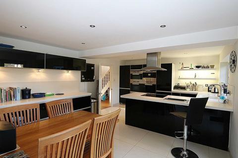 The Birches Beckfords, Upper Basildon, Reading, RG8 8PB