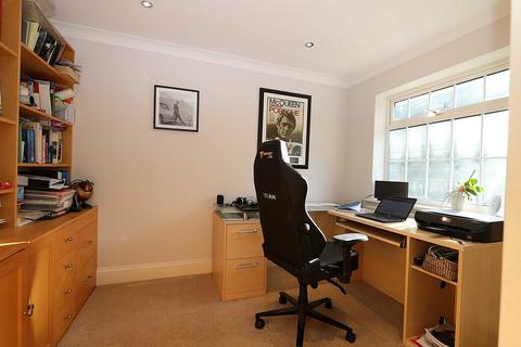 The Birches Beckfords, Upper Basildon, Reading, RG8 8PB