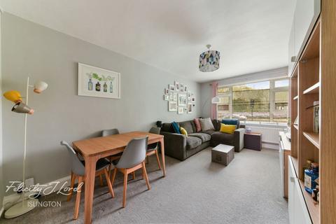 83 Papworth Gardens, London, N7 8QP