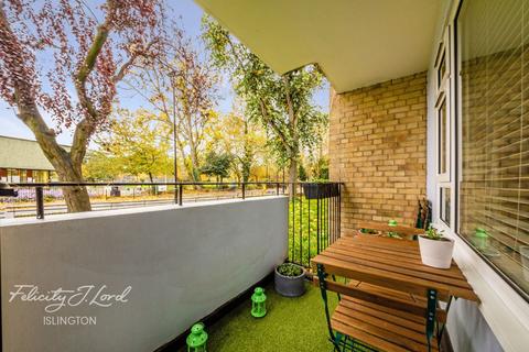 83 Papworth Gardens, London, N7 8QP