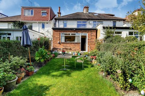 33 Meadow Way, Wembley, HA9 7LB