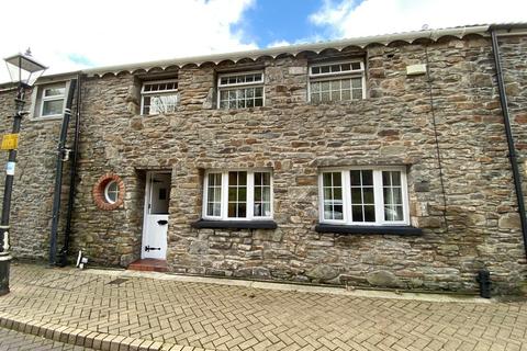 12 Cambrian Terrace, Tonypandy, CF40 2HN