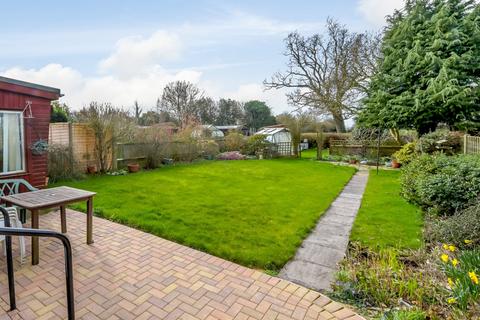 20 Cheyne Walk, Chesham, HP5 1AY