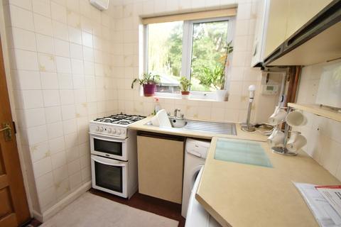 164 Acheson Road, Shirley, Solihull, B90 2JA