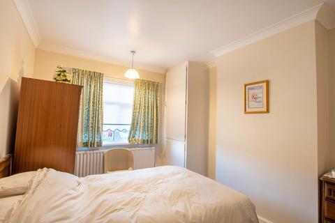18 Bedale Road, Scawsby, Doncaster, DN5 8SW