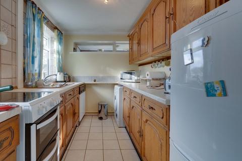 23 Tranmoor Lane, Armthorpe, Doncaster, DN3 3DB