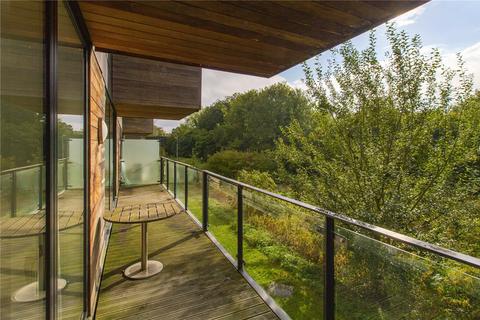 2 bedroom apartment to rent, The Steel Building, Kingfisher Way, Cambridge, CB2