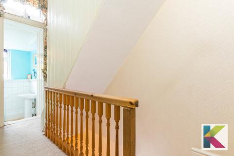 5 Greenbridge Lane, Greenfield, Oldham, OL3 7JR