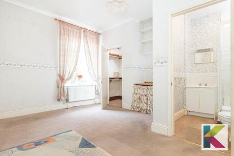 5 Greenbridge Lane, Greenfield, Oldham, OL3 7JR