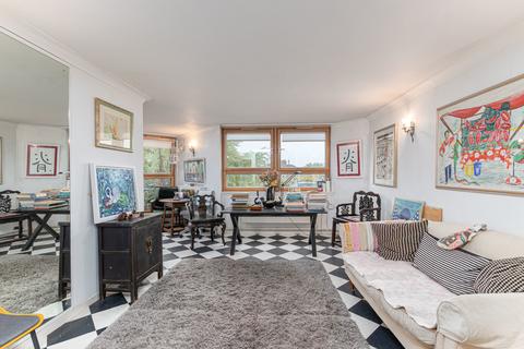 49 Upper Whistler Walk, London, SW10 0ER