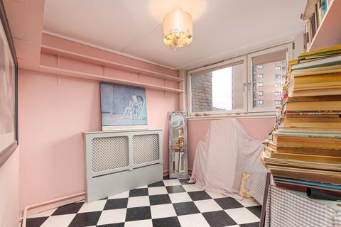 49 Upper Whistler Walk, London, SW10 0ER