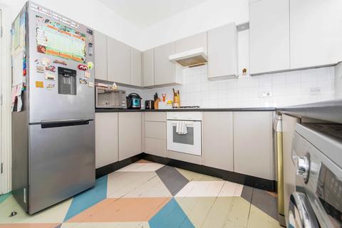 12 Lodge Road, Wallington, SM6 0UA