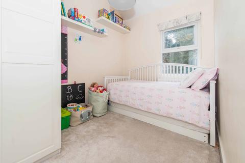 12 Lodge Road, Wallington, SM6 0UA
