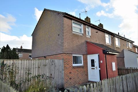 17 Arcon Close, Ashford, TN23 5BW