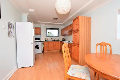 17 Arcon Close, Ashford, TN23 5BW