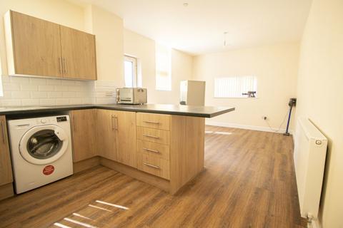 2 bedroom apartment to rent, Allensbank Road, Heath, Cardiff