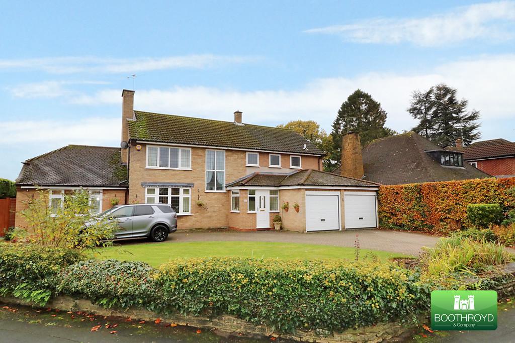 Amherst Road, Kenilworth 4 bed detached house £950,000