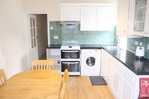 undefined, Graham Road, Wealdstone