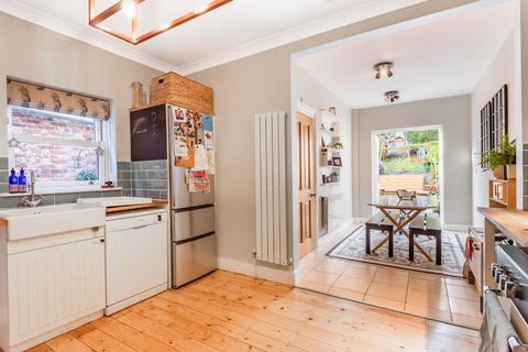39 Little Roke Avenue, Kenley, CR8 5NN