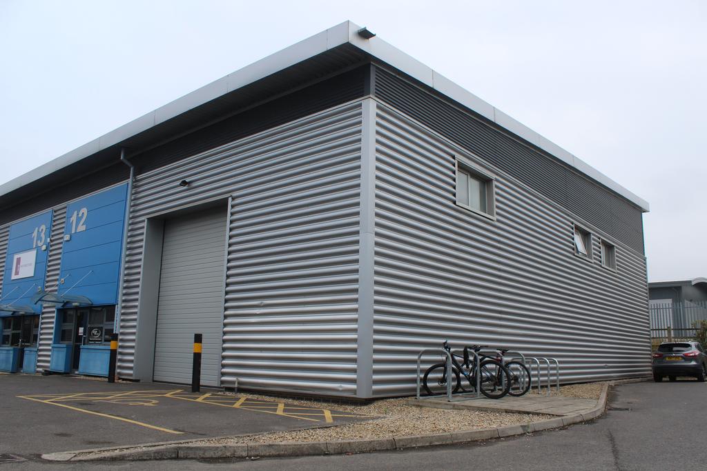 De Havilland Way, Witney OX29 Industrial unit £2,917 pcm (£673 pw)