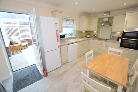 54 Curtis Drive, Coningsby, Lincoln, LN4 4DU