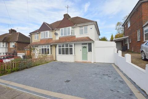 9 Knoll Rise, Luton, LU2 7JA