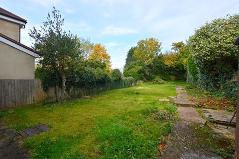 9 Knoll Rise, Luton, LU2 7JA