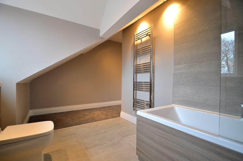 Bedroom one en suite