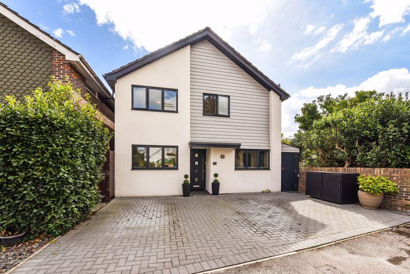 Clydesdale Avenue, Chichester 4 bed detached house £645,000