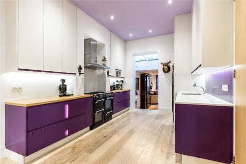 45 Kersley Street, London, SW11 4PR