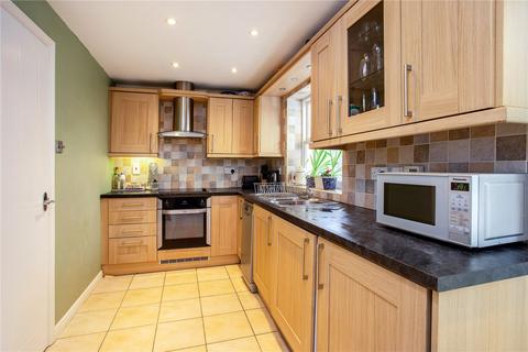 17 Cleves Close, Loughton, IG10 3NN